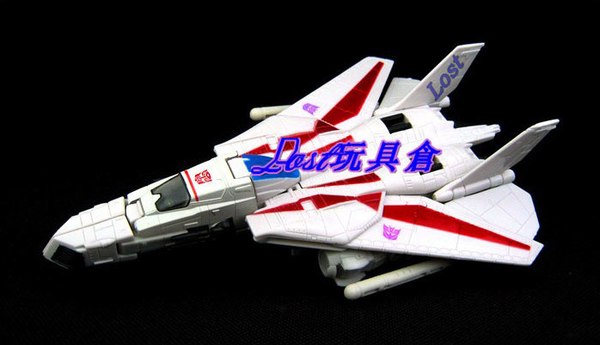 Cybertron Con 2013 Henkei Jetfire New Out Of The Box Images Show Exclusive Figure Details  (3 of 7)